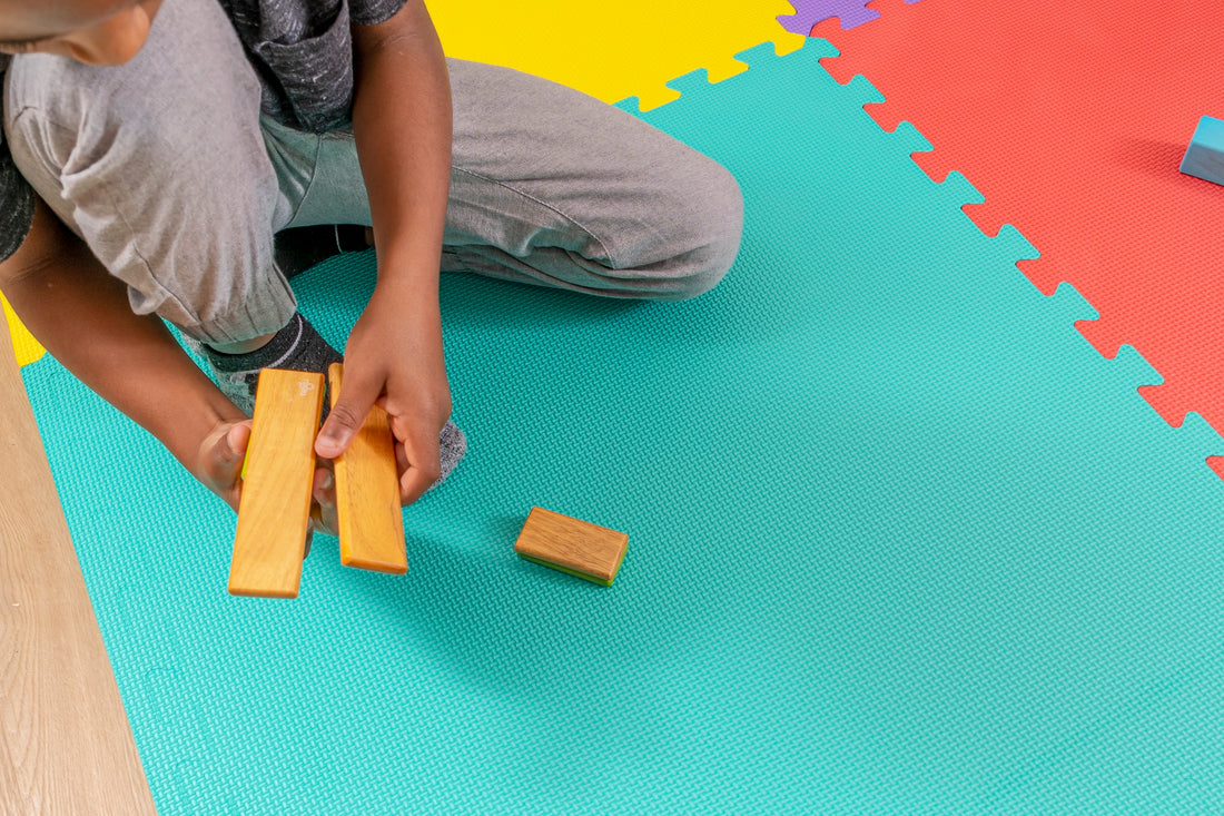 Colorful Summer Kids Parties with Multipurpose Mats