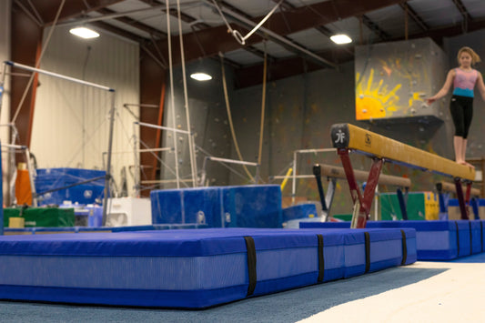 How to Choose the Best Crash Pad for You